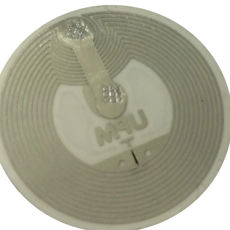 Pegatina NFC redonda con su antena en espiral